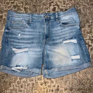 Cello light colored, distressed jean shorts with cuff. New without tags.